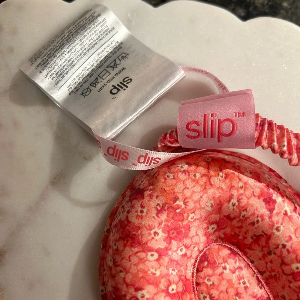 Slip Pink Floral Contour Silk Sleep Mask - Picture 5 of 5